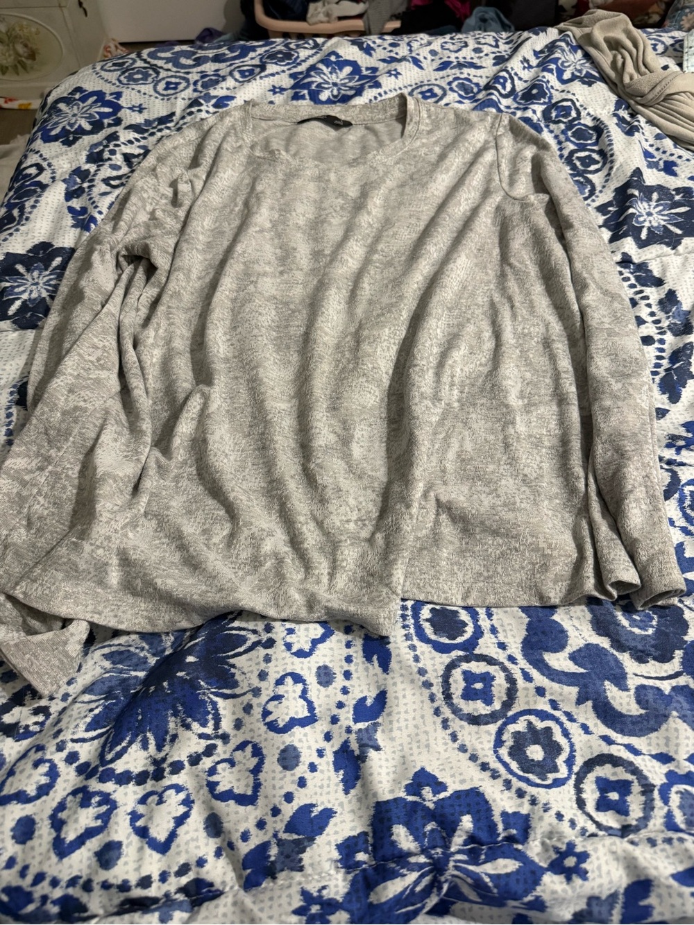 Crewneck Long Sleeve Top
